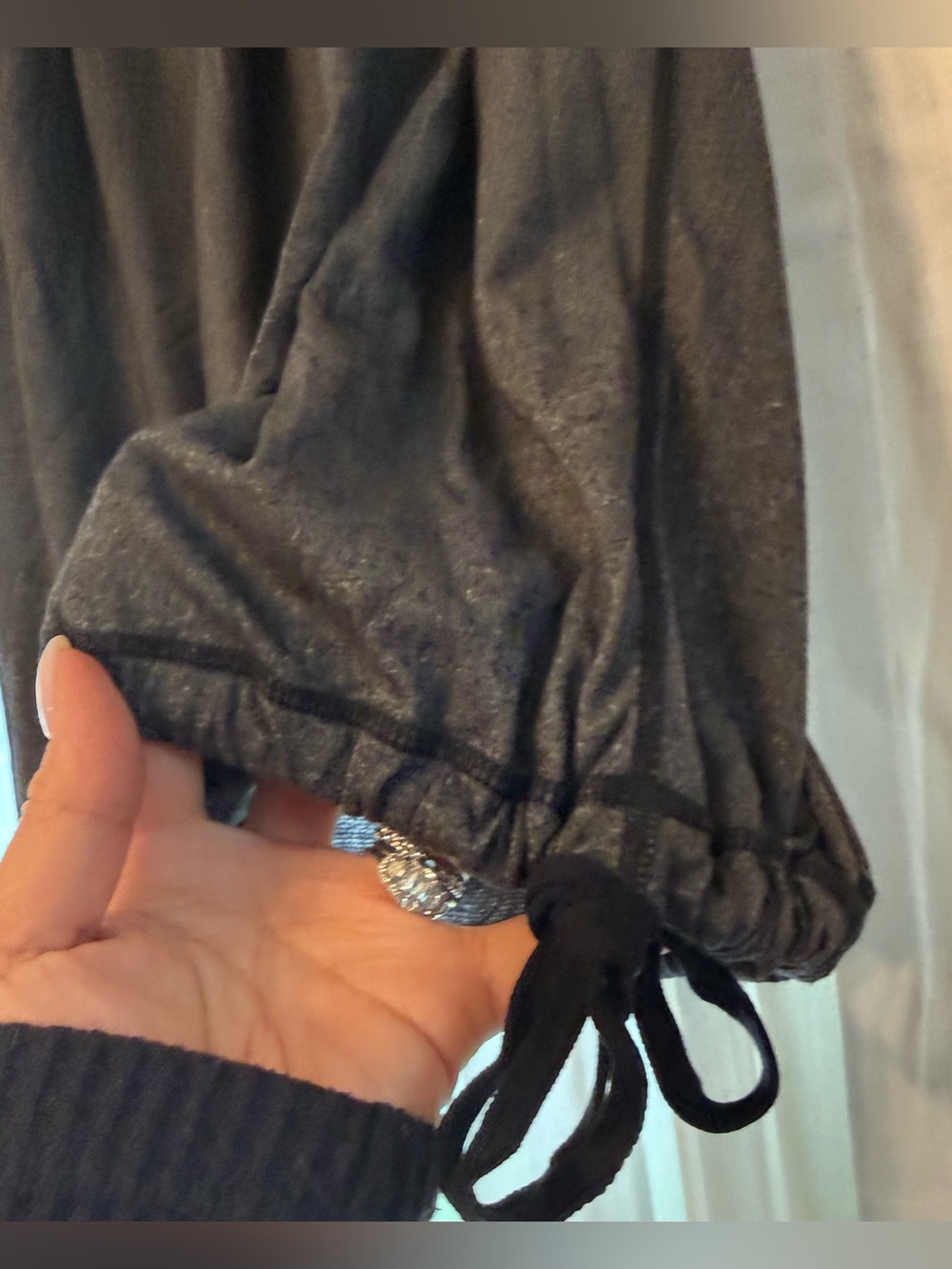 Lululemon Black & Gray Women's Athletic Tank Top sz 10 - Picture 5 of 6